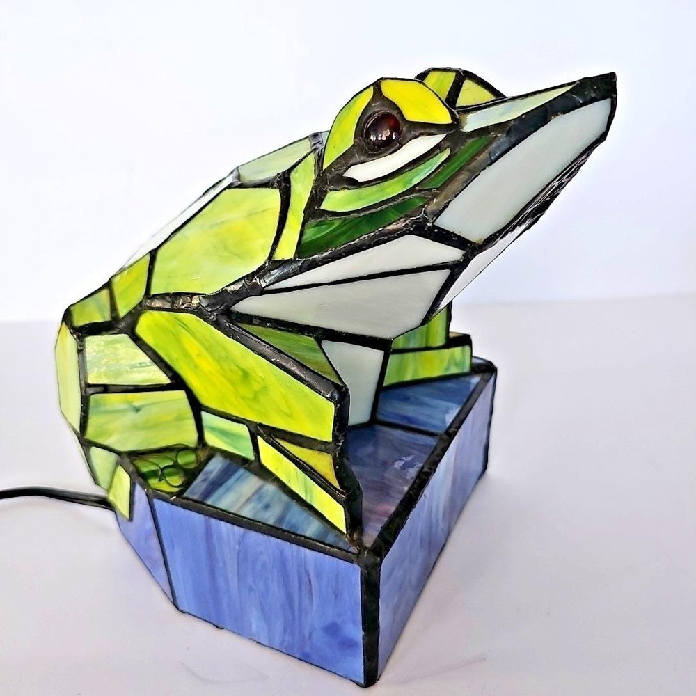 Vtg Stained Glass Frog Accent Lamp Green Slag Glass Tiffany Style Night Light‎